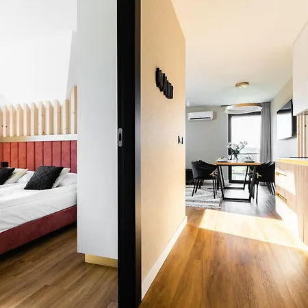 Goralski Family & Apartment *